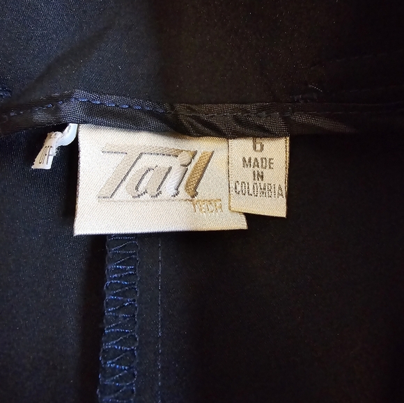 Tail Black Comfort Fit Flat Front Golf Shorts Women's Size 6 - Picture 6 of 9